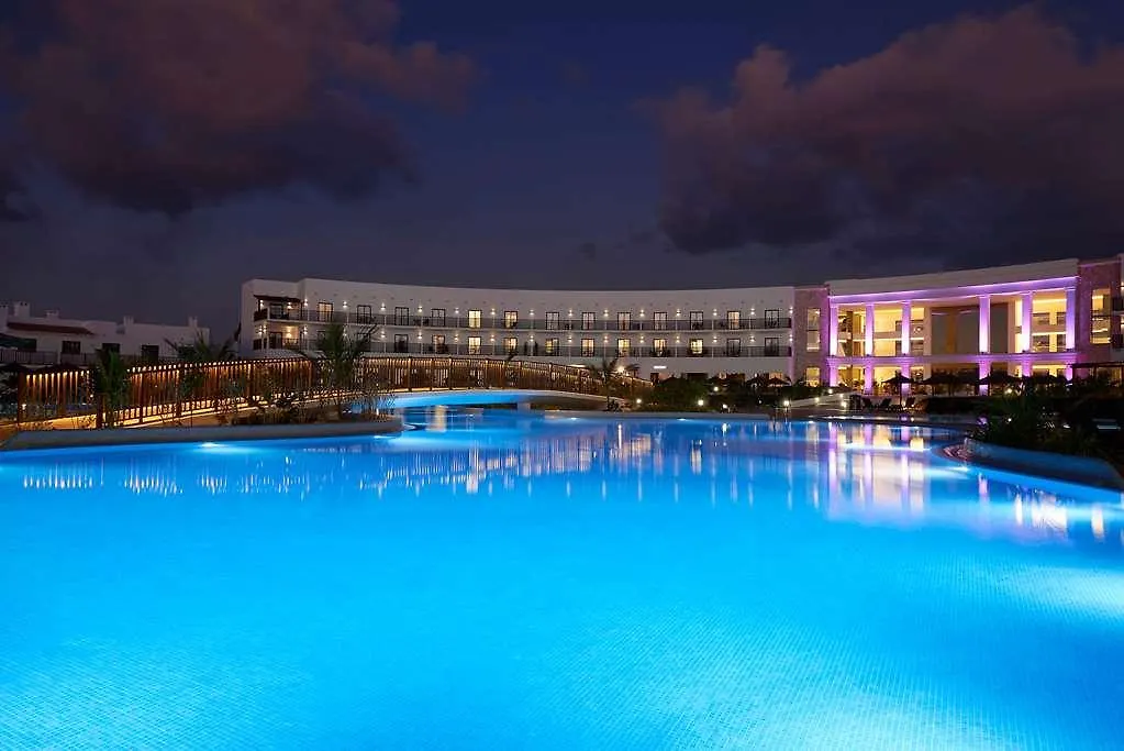 Melia Dunas Beach Resort & Spa Santa Maria 5*,